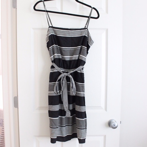 Gap Black & White Stripe Dress NWT - Picture 1 of 8